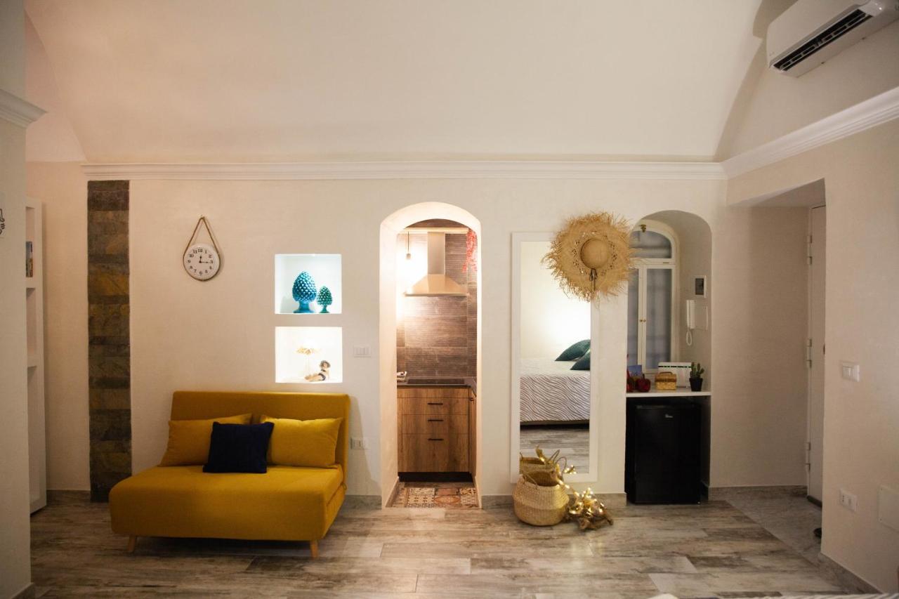 Plebiscito House - Casa Vacanze Napoli Exterior photo